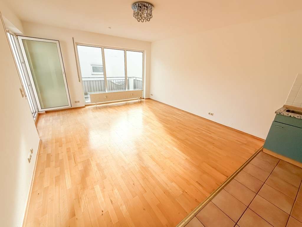 Thumbnail-Wohnung zum Kaufen in Eschborn 270.000,00 € 54.83 m²