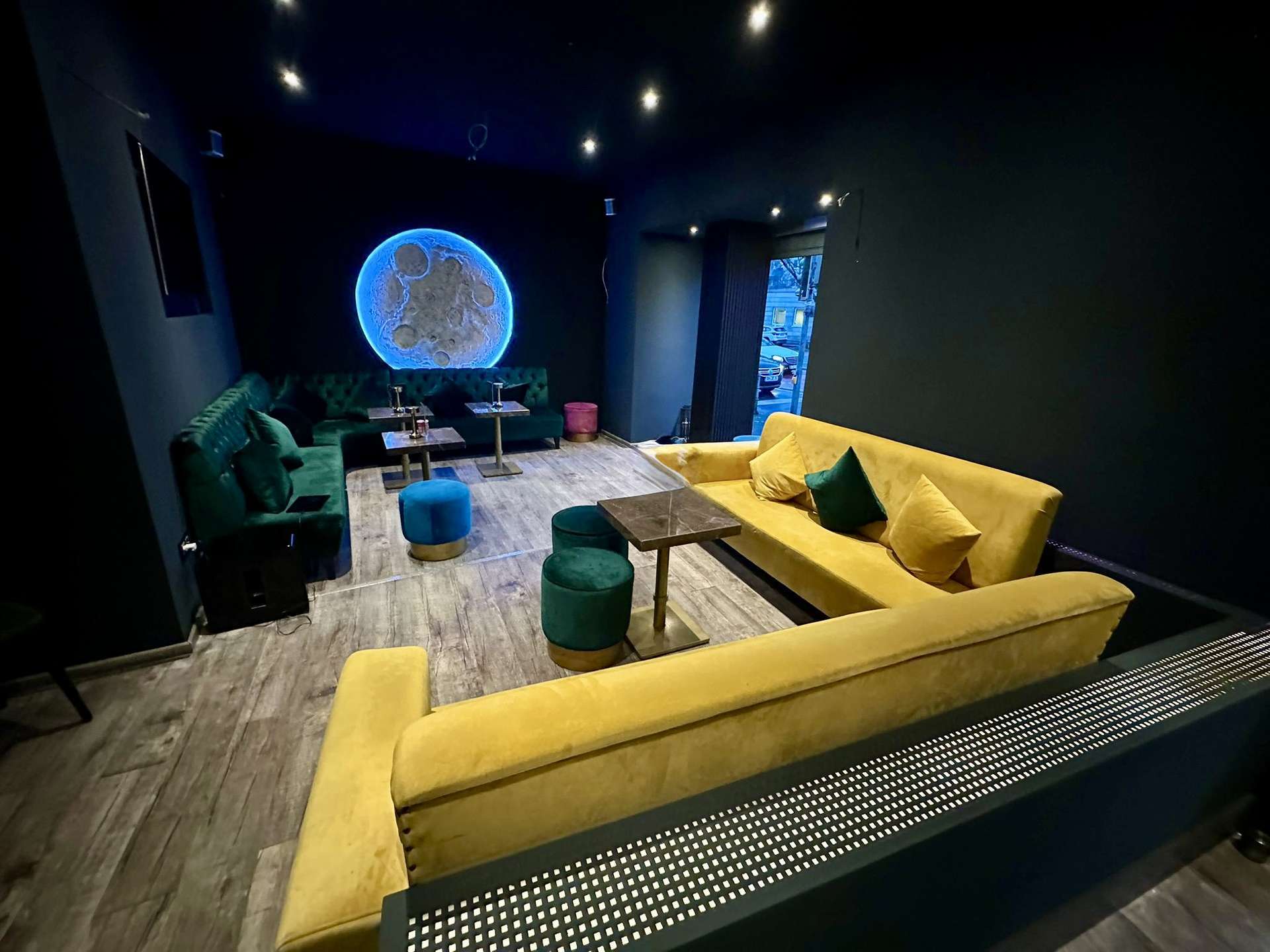 Thumbnail-Gastronomie in Frankfurt am Main 1.590.000,00 € 420 m²