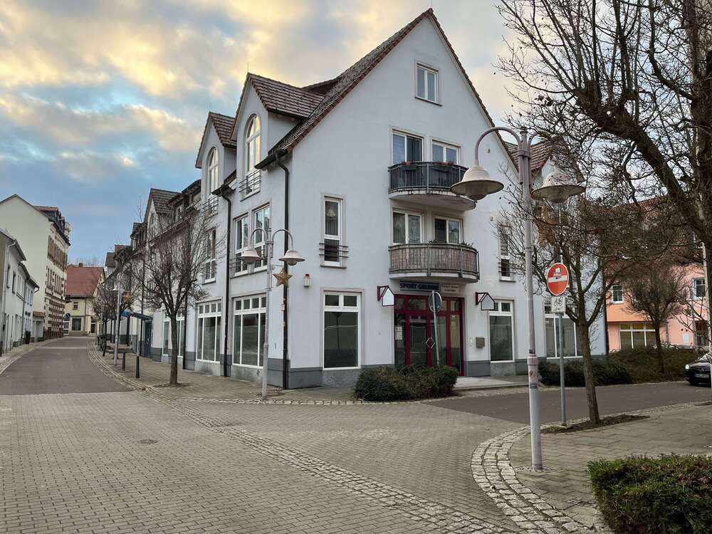 Thumbnail-Einzelhandel in Borna 1.700,00 € 150 m²