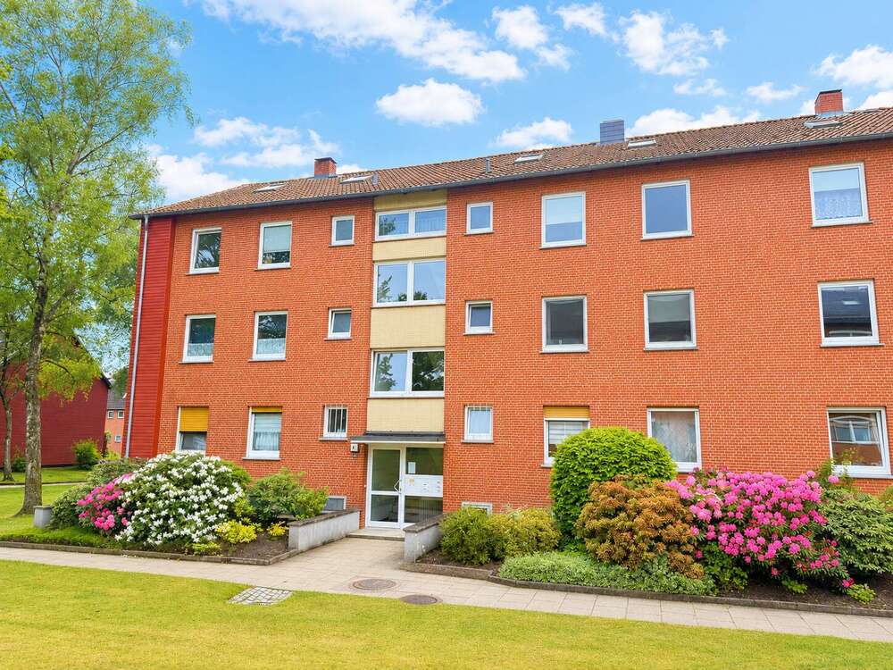 Thumbnail-Wohnung zum Kaufen in Neu Wulmstorf 275.000,00 € 131 m²
