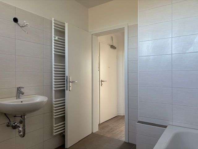Thumbnail-Wohnung zum Mieten in Leuna 483,00 € 54 m²