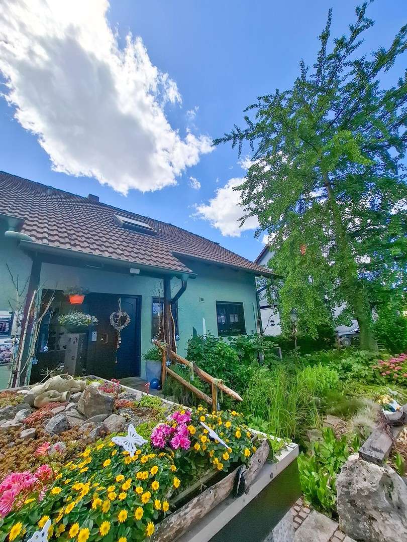 Thumbnail-Haus zum Kaufen in Fußgönheim 649.950,00 € 226 m²