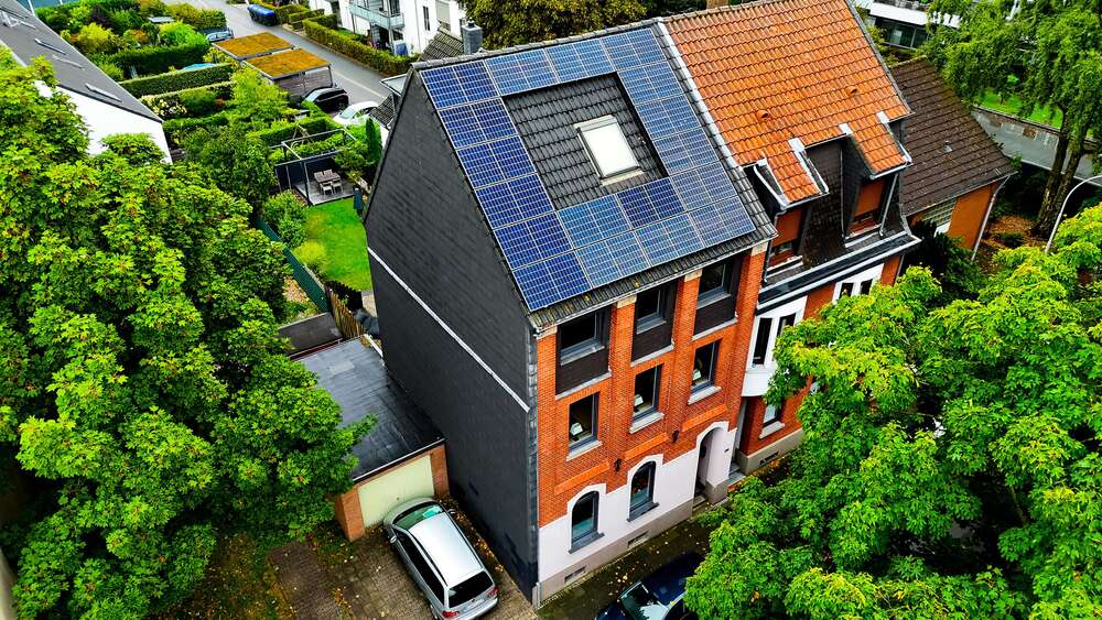 Thumbnail-Haus zum Kaufen in Krefeld 450.000,00 € 190 m²