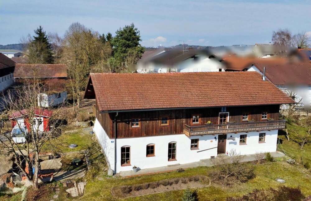 Thumbnail-Haus zum Kaufen in Aldersbach 549.000,00 € 310 m²