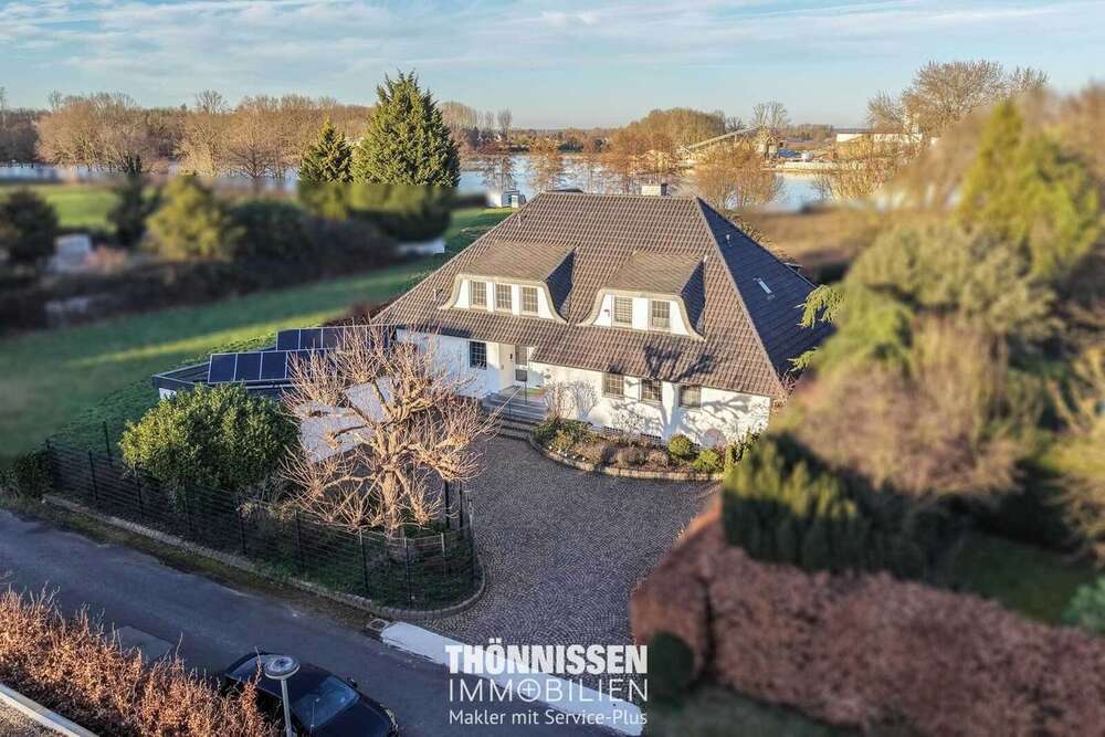 Thumbnail-Haus zum Kaufen in Heinsberg-Kirchhoven 762.000,00 € 294 m²