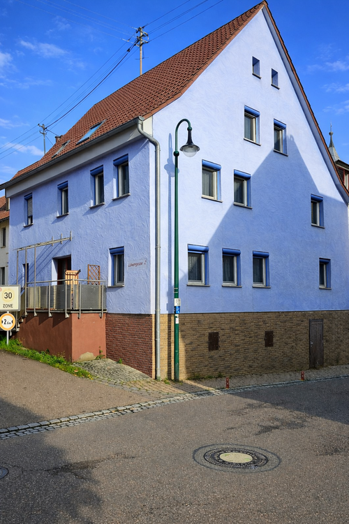Thumbnail-Haus zum Kaufen in Mühlacker 350.000,00 € 252 m²