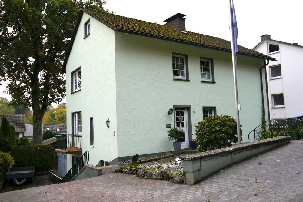 Thumbnail-Haus zum Kaufen in Brilon 198.000,00 € 153.96 m²