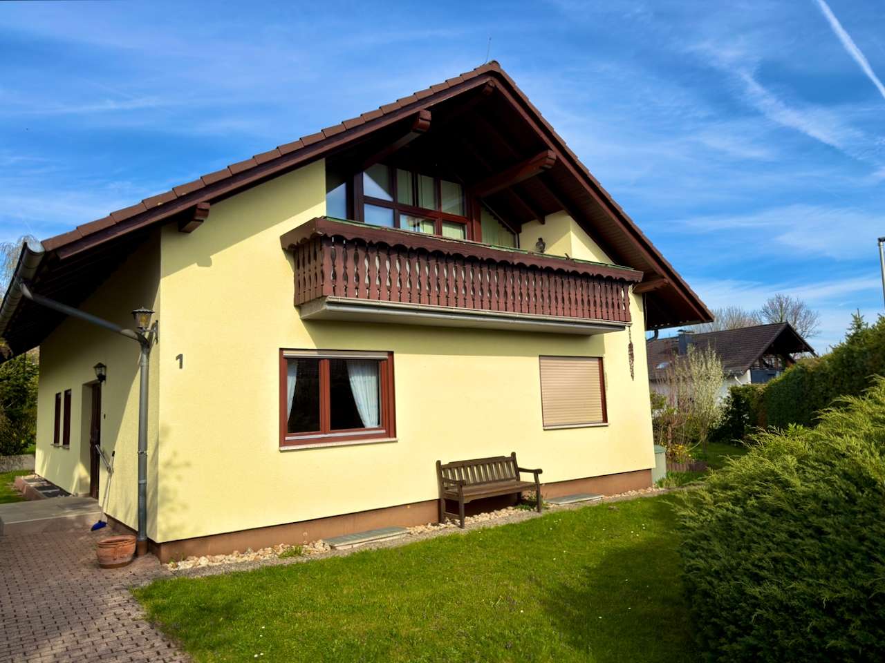 Thumbnail-Haus zum Kaufen in Usingen 639.000,00 € 145 m²