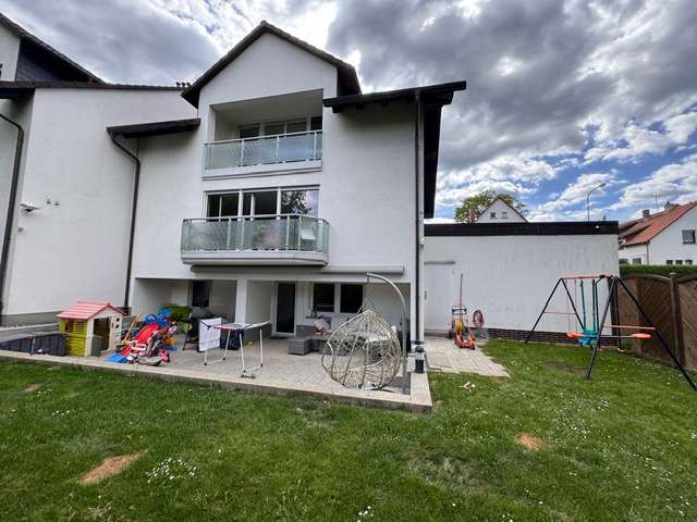 Thumbnail-Haus zum Kaufen in Schwalbach am Taunus 675.000,00 € 163 m²