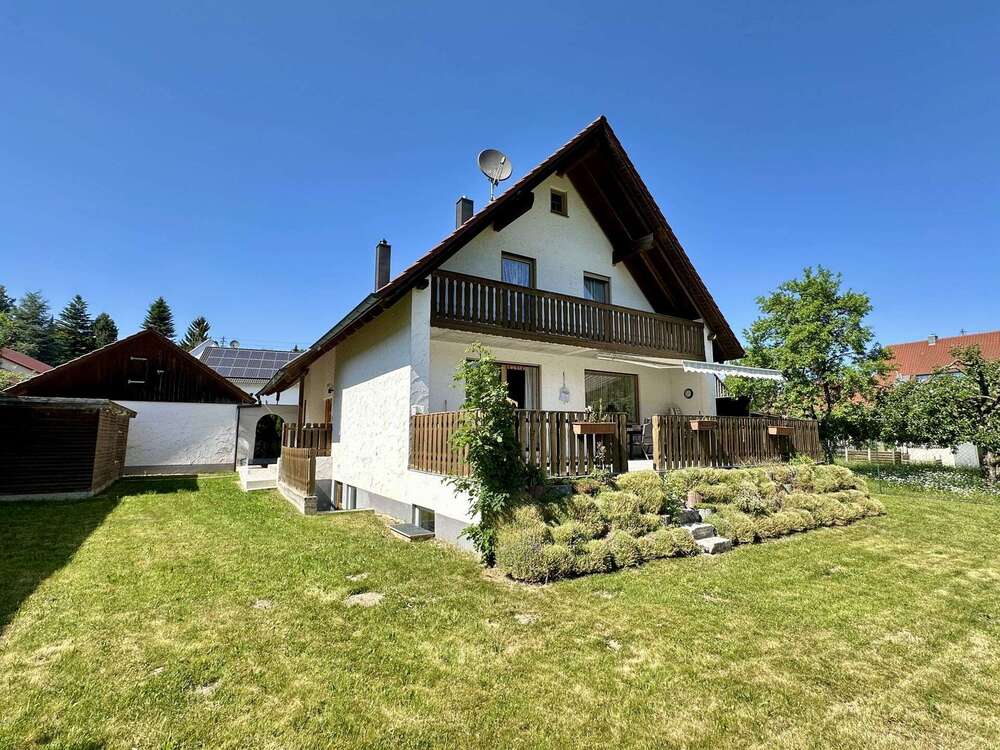 Thumbnail-Haus zum Kaufen in Gersthofen Batzenhofen 589.000,00 € 160 m²