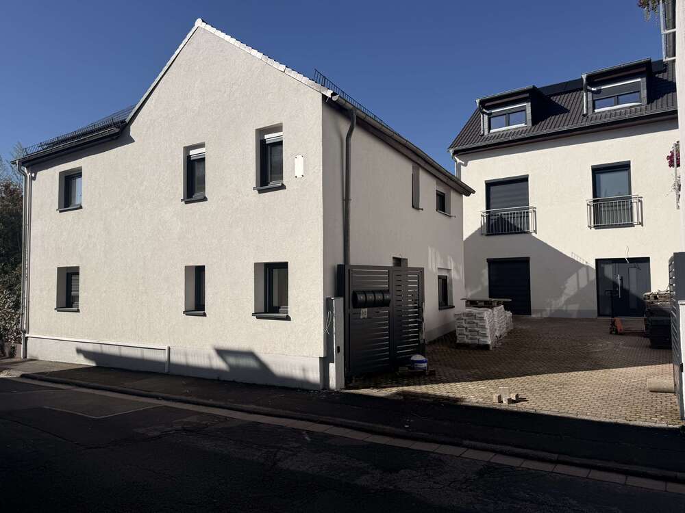 Thumbnail-Haus zum Kaufen in Oberursel Oberstedten 790.000,00 € 196.39 m²