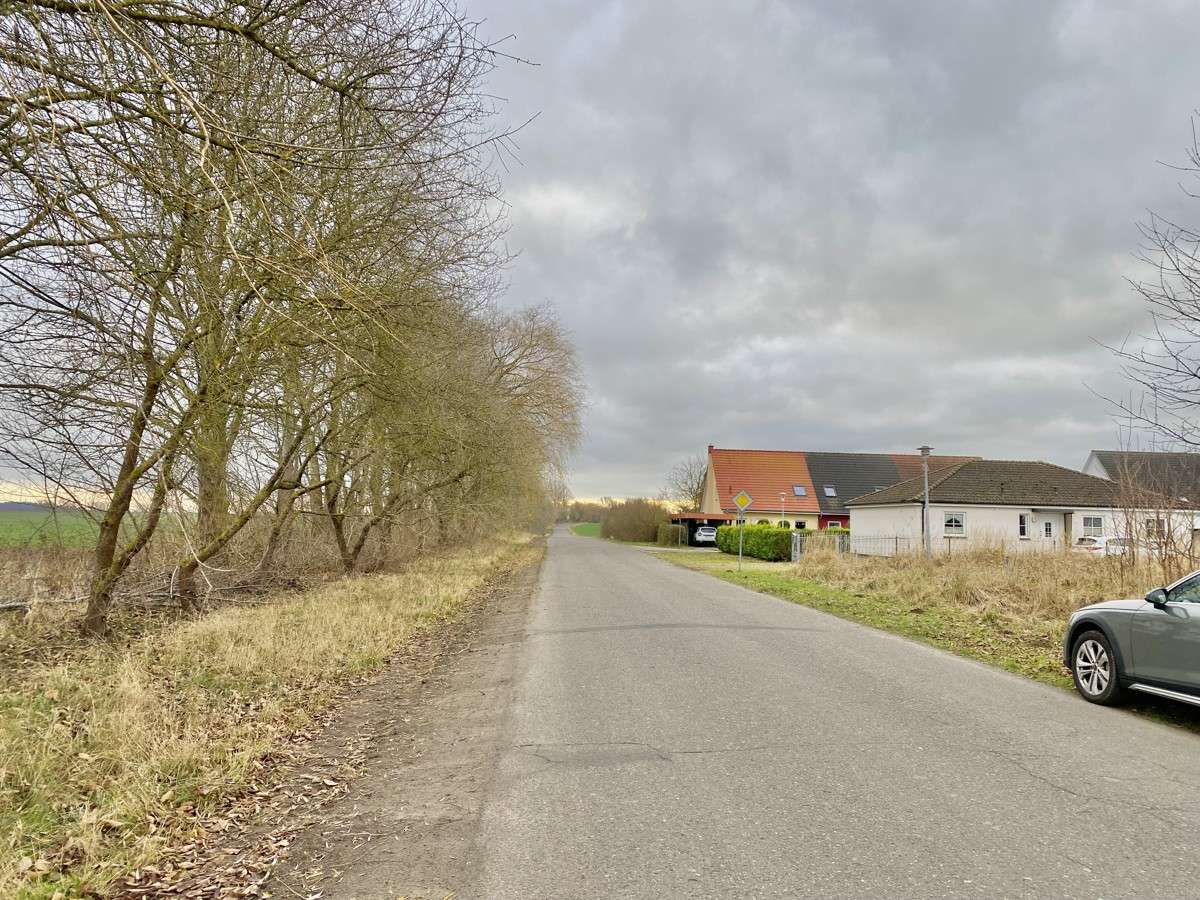 Thumbnail-Grundstück zu verkaufen in Burow 27.900,00 € 808 m²