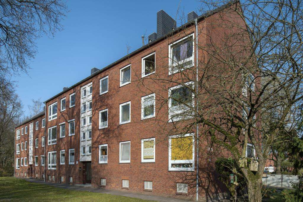 Thumbnail-Wohnung zum Kaufen in Wilhelmshaven 80.000,00 € 69.44 m²