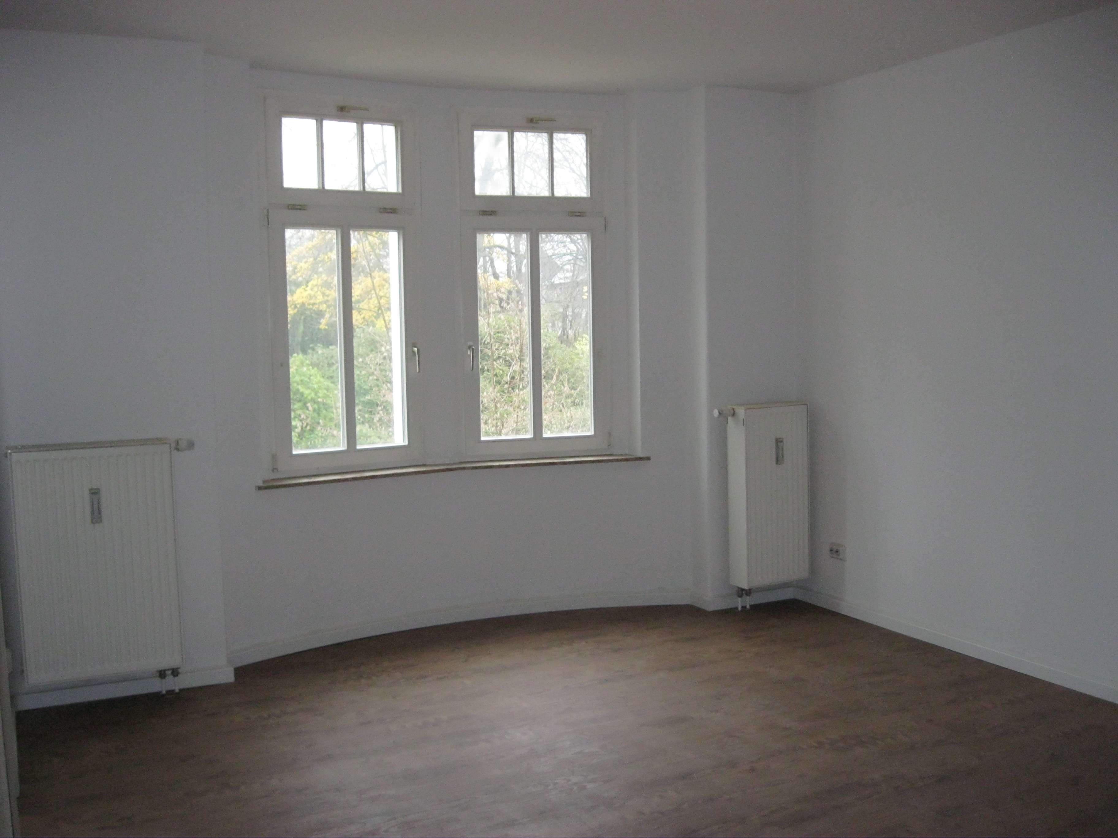Thumbnail-Wohnung zum Mieten in Burgstädt 250,00 € 49.21 m²