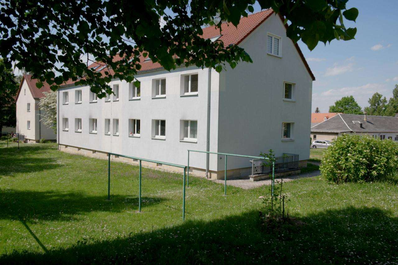 Thumbnail-Wohnung zum Mieten in Pirna 299,25 € 39.9 m²