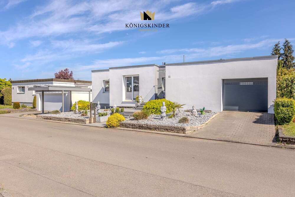 Thumbnail-Haus zum Kaufen in Waiblingen 1.395.000,00 € 210 m²