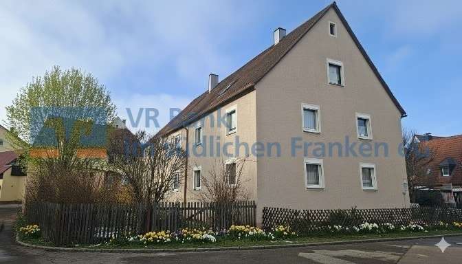 Thumbnail-Haus zum Kaufen in Aurach 184.000,00 € 170 m²