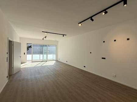 Thumbnail-Wohnung zum Mieten in Iserlohn Hennen 1.550,00 € 99 m²