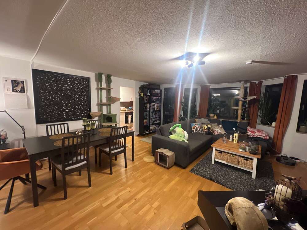 Thumbnail-Wohnung zum Kaufen in Düsseldorf 310.000,00 € 80 m²
