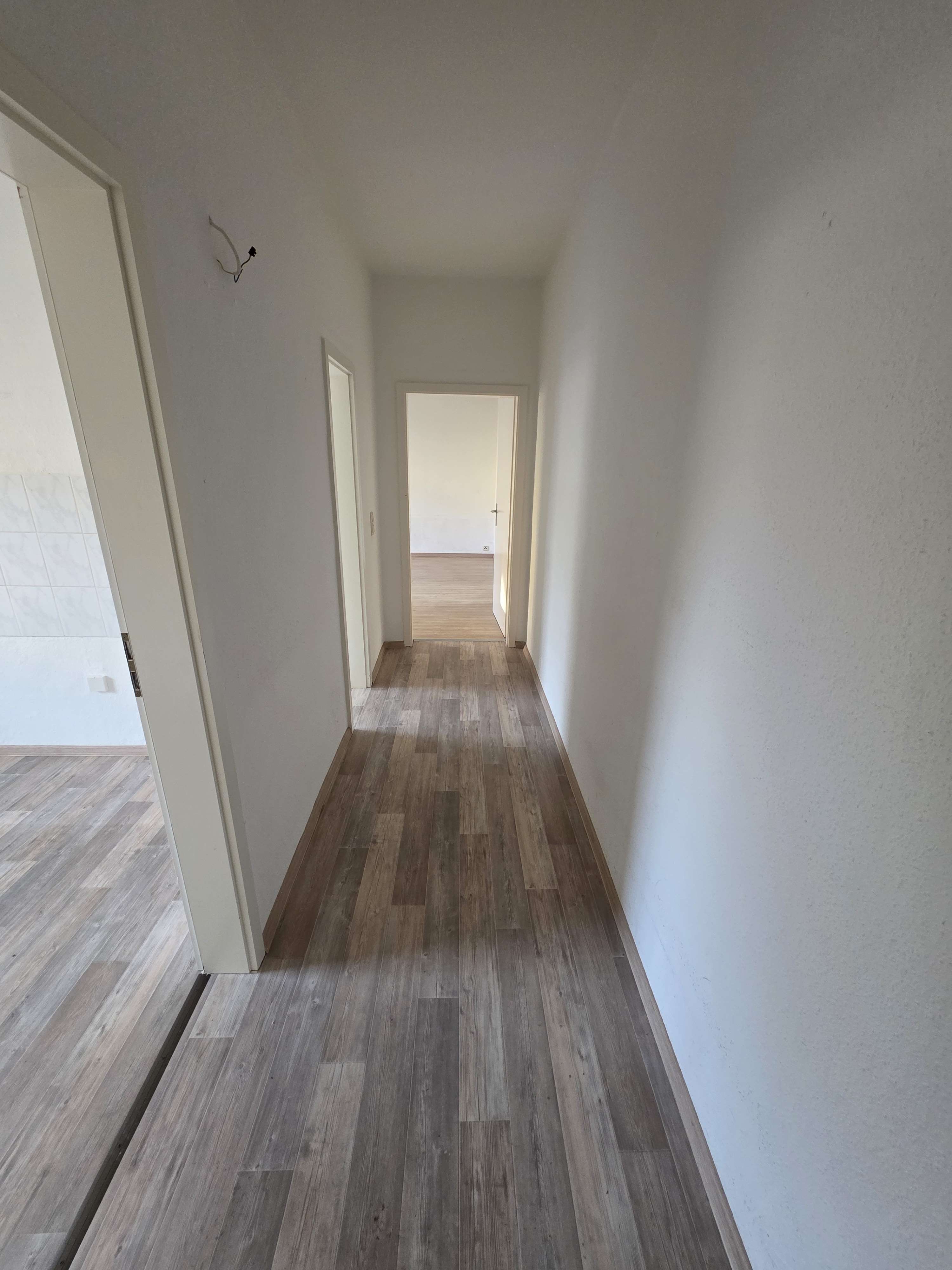 Thumbnail-Wohnung zum Mieten in Bitterfeld 360,15 € 51.45 m²