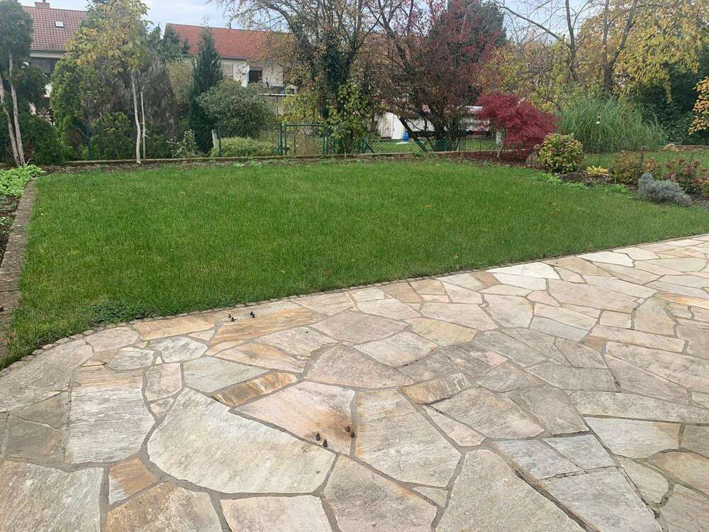 Thumbnail-Haus zum Mieten in Homburg-Einöd 1.800,00 € 140 m²