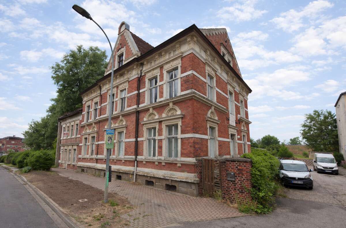 Thumbnail-Haus zum Kaufen in Anklam 130.000,00 € 465 m²