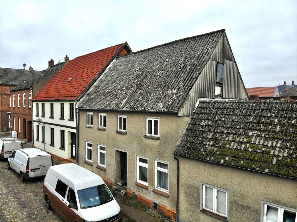 Thumbnail-Haus zum Kaufen in Gnoien 19.900,00 € 109.1 m²