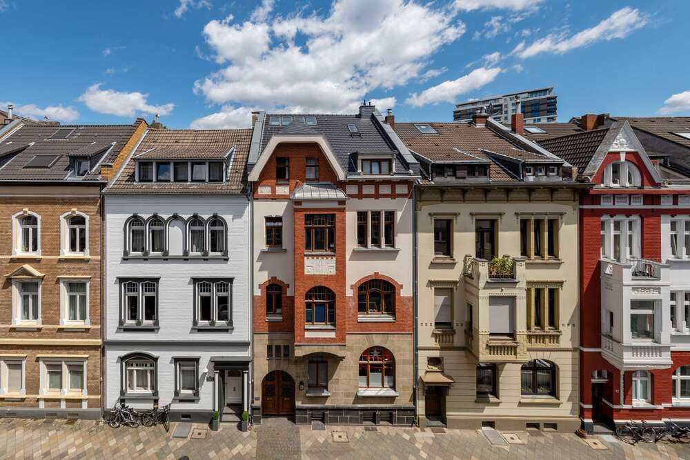 Thumbnail-Haus zum Kaufen in Düsseldorf - Pempelfort 2.480.000,00 € 271 m²