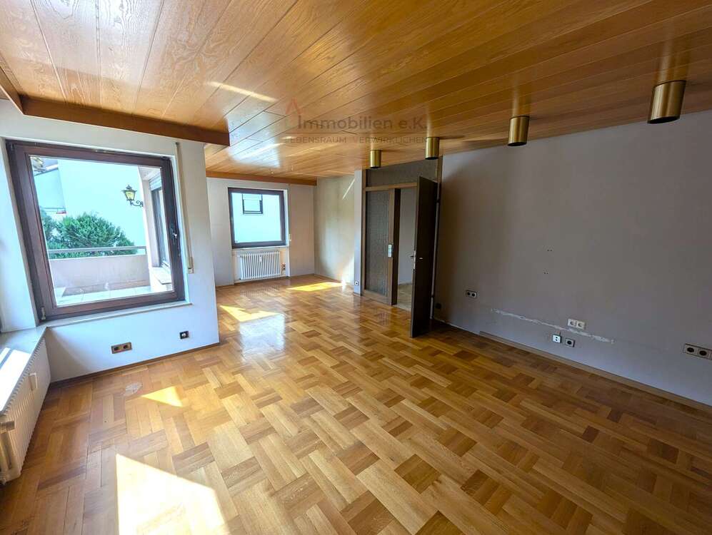 Thumbnail-Wohnung zum Mieten in Stuttgart Hofen 1.200,00 € 104 m²