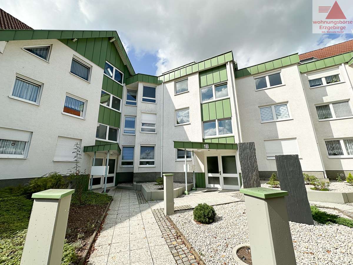 Thumbnail-Wohnung zum Mieten in Glauchau 552,00 € 69 m²