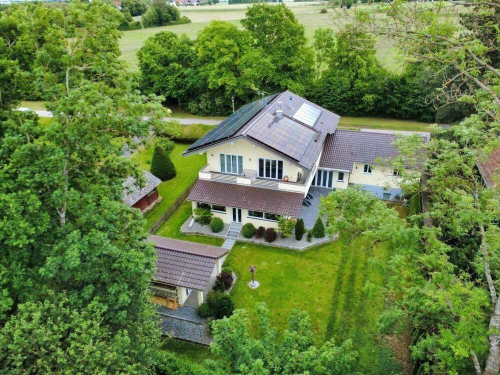 Thumbnail-Haus zum Kaufen in Oberhaching 3.140.000,00 € 337.94 m²