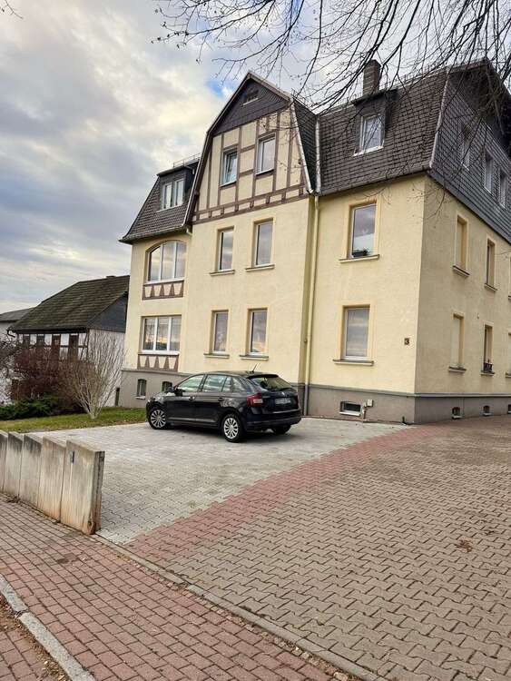 Thumbnail-Wohnung zum Mieten in Oelsnitz 430,00 € 77.6 m²