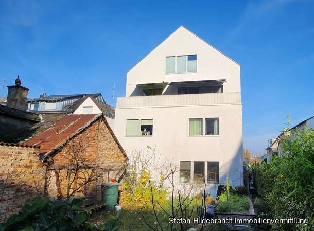 Thumbnail-Haus zum Kaufen in Frankfurt am Main Oberrad 1.250.000,00 € 220.81 m²