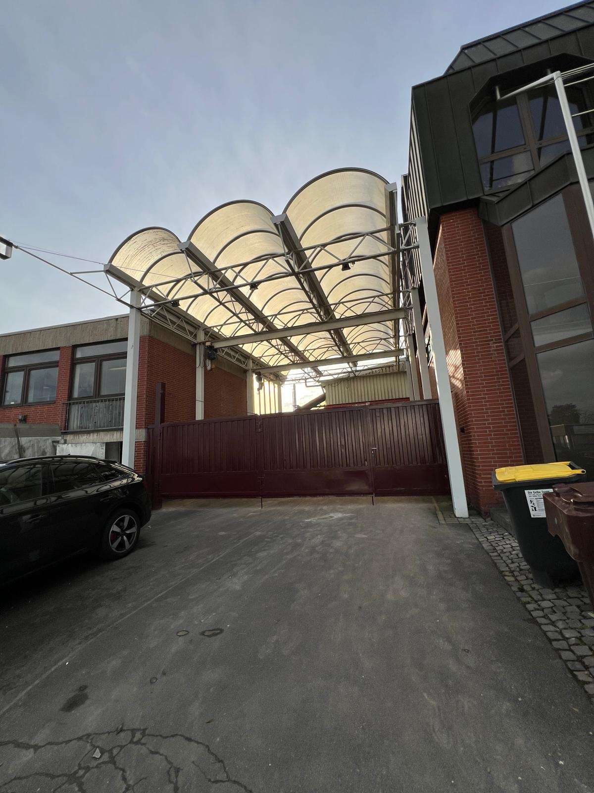 Thumbnail-Halle in Mönchengladbach 2.550,00 € 458 m²