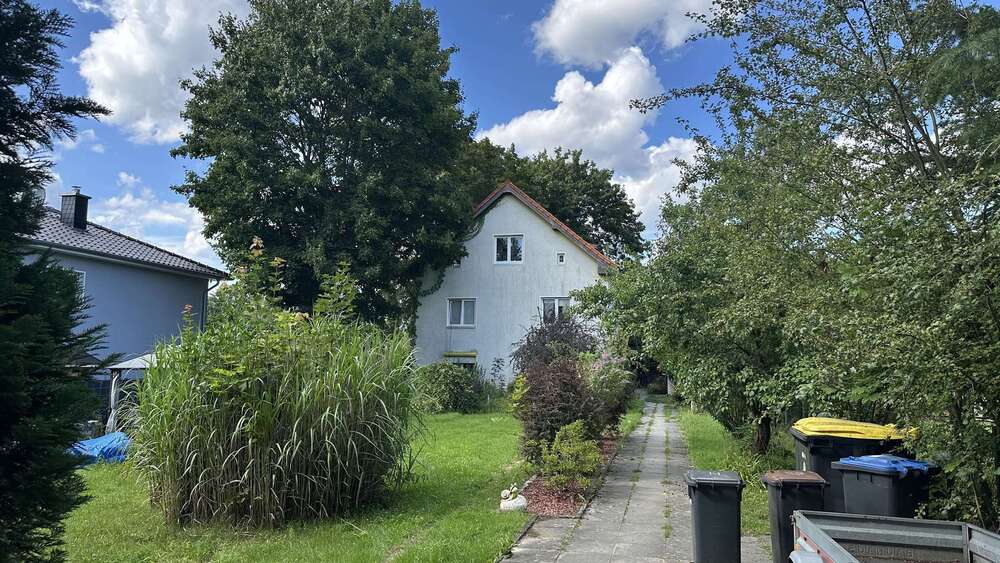 Thumbnail-Haus zum Kaufen in Berlin 775.000,00 € 230 m²