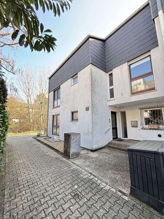 Thumbnail-Haus zum Kaufen in Neu-Isenburg 1.100.000,00 € 253.25 m²