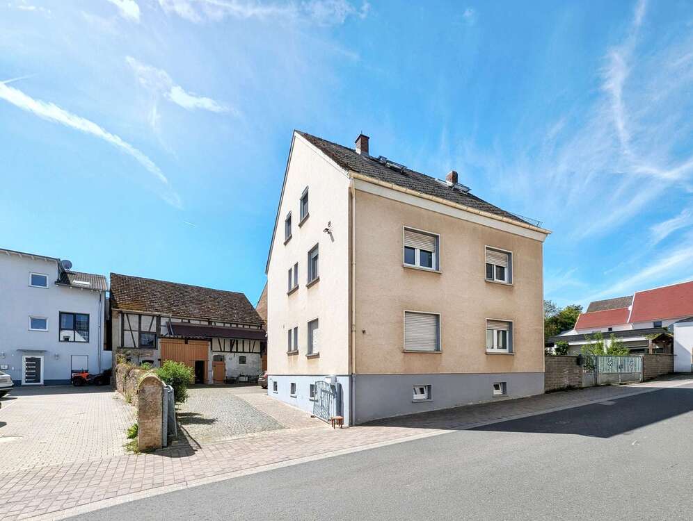 Thumbnail-Haus zum Kaufen in Frankfurt 449.000,00 € 169.06 m²