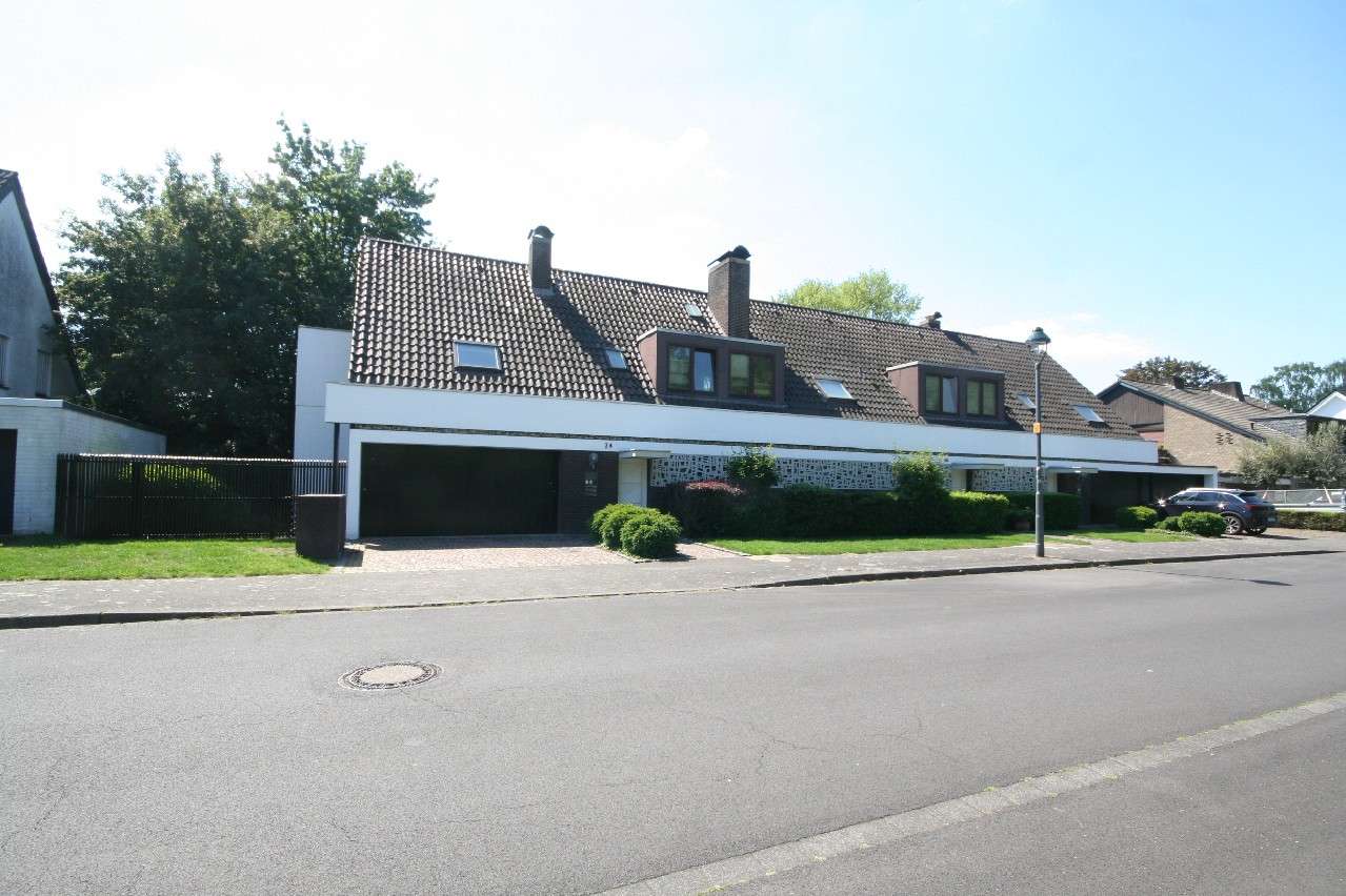 Thumbnail-Haus zum Kaufen in Düsseldorf 3.550.000,00 € 659 m²