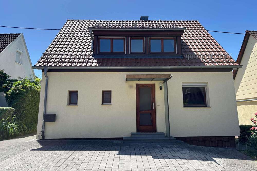 Thumbnail-Haus zum Kaufen in Stuttgart 590.000,00 € 86 m²