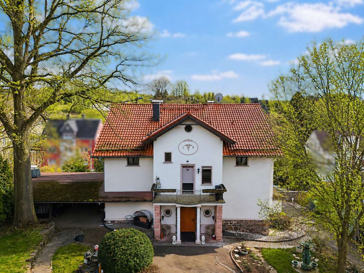 Thumbnail-Haus zum Kaufen in Gersdorf 599.000,00 € 298 m²