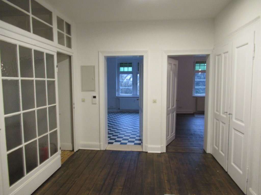 Thumbnail-Wohnung zum Mieten in Limburg 1.260,00 € 135 m²