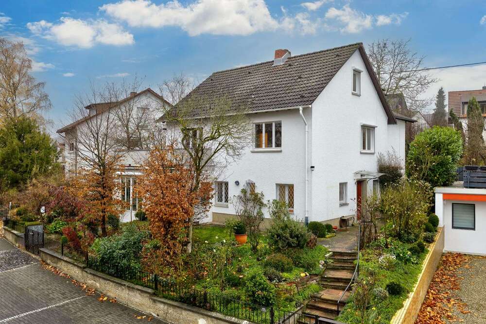 Thumbnail-Haus zum Kaufen in Wiesbaden 695.000,00 € 128 m²