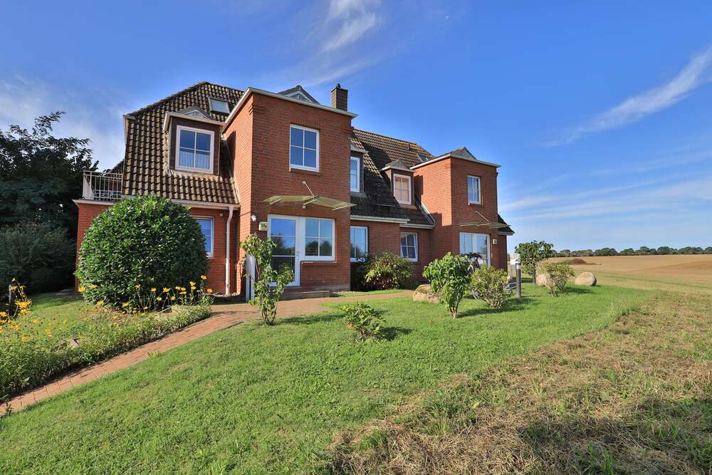 Thumbnail-Wohnung zum Kaufen in Boltenhagen 328.000,00 € 73.67 m²