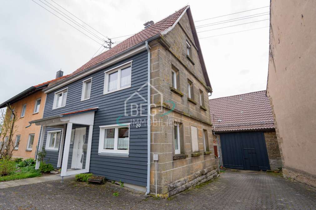 Thumbnail-Haus zum Kaufen in Rot am See Hausen am Bach 340.000,00 € 105.55 m²