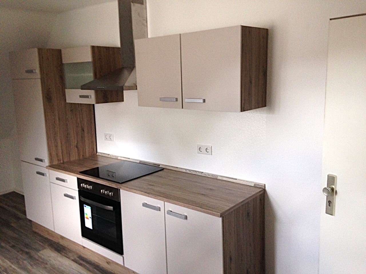 Thumbnail-Wohnung zum Mieten in Kassel Niederzwehren 850,00 € 104 m²