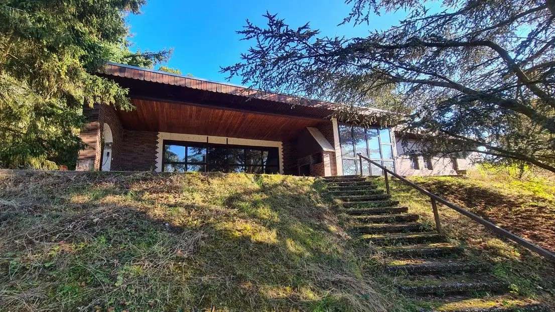Thumbnail-Haus zum Kaufen in Desloch 248.000,00 € 105 m²