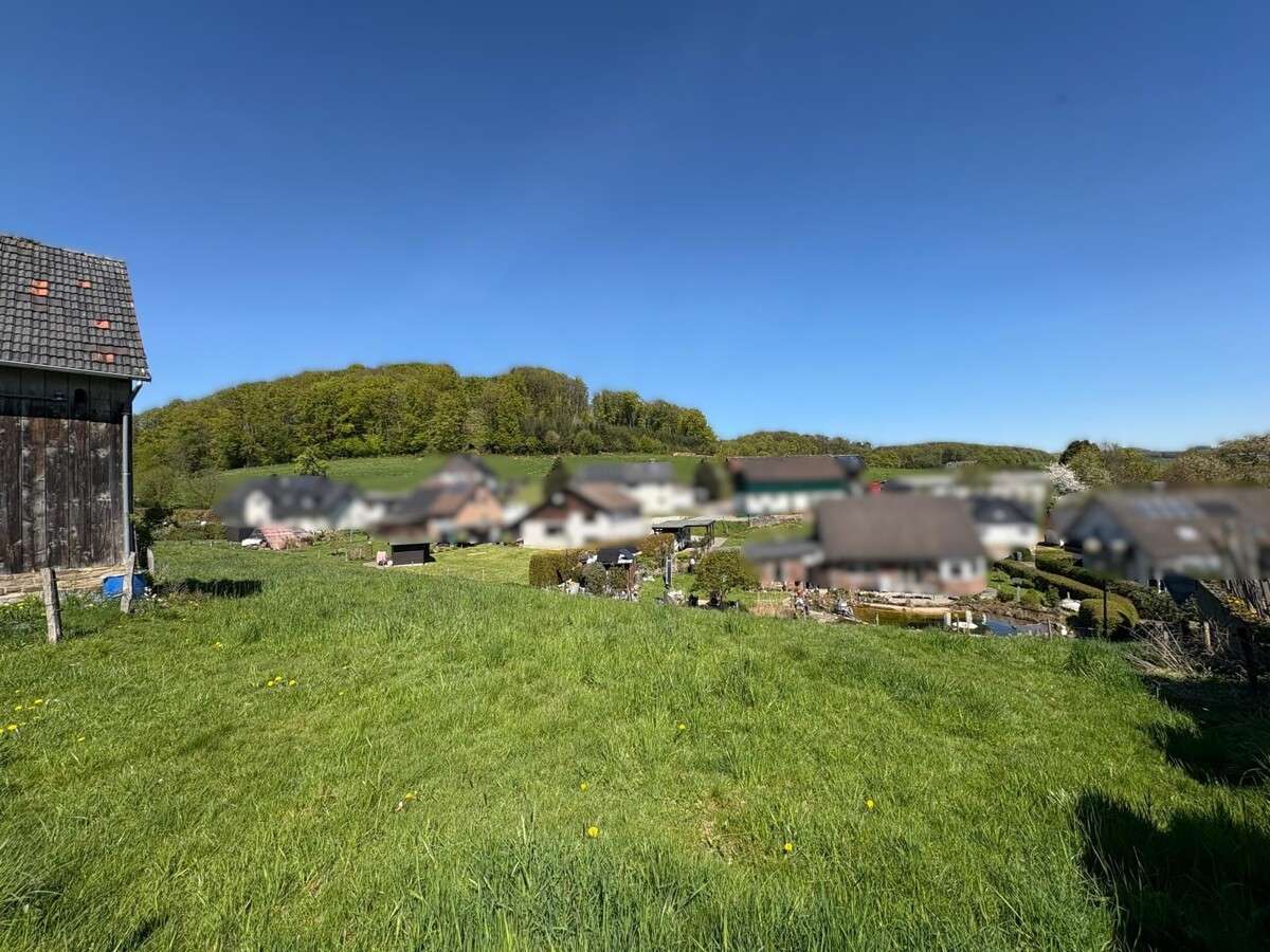 Thumbnail-Grundstück zu verkaufen in Lindlar 140.000,00 € 990 m²