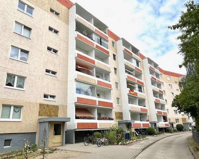Thumbnail-Wohnung zum Mieten in Waren (Müritz) 380,00 € 59.56 m²
