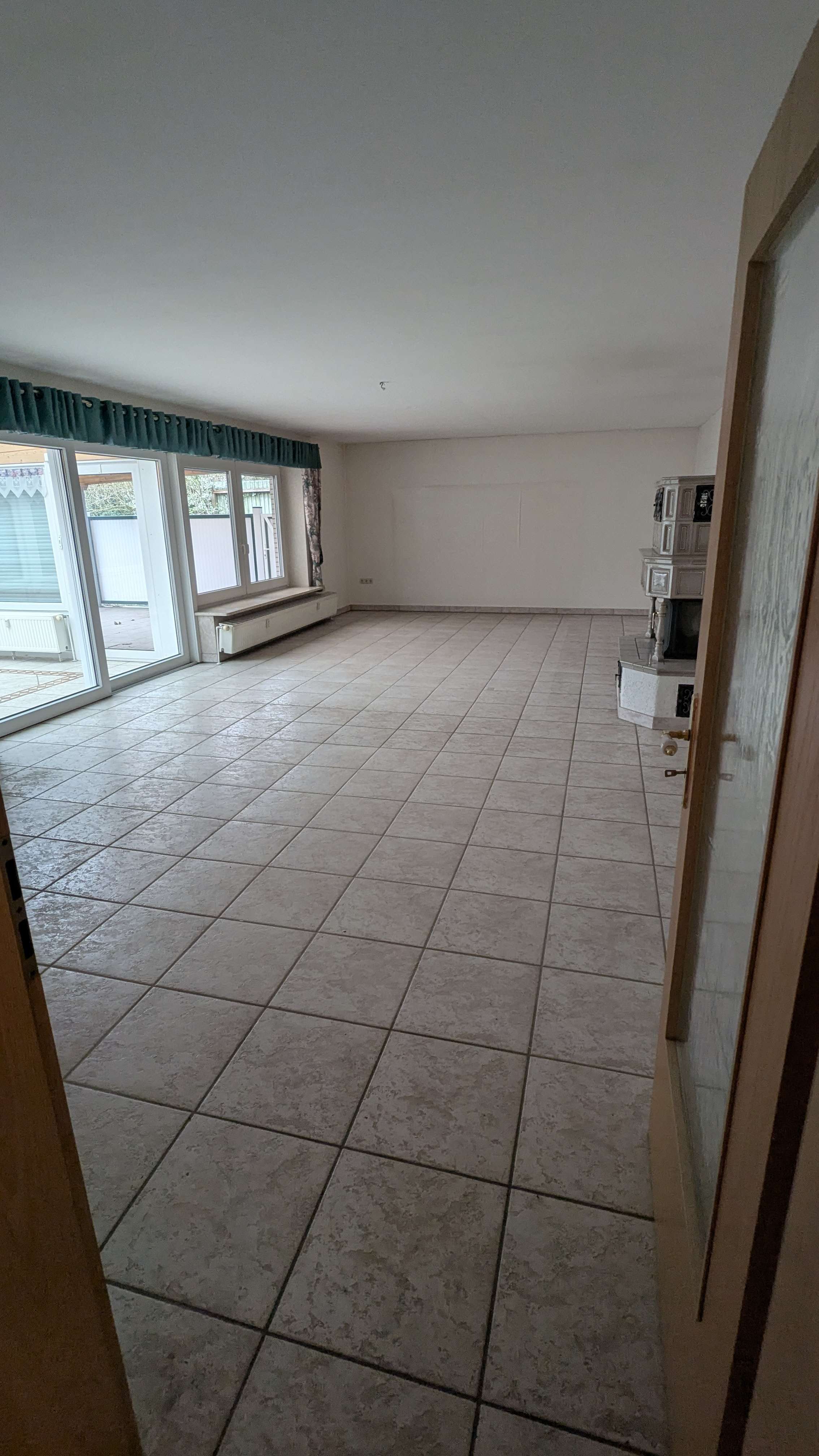 Thumbnail-Wohnung zum Mieten in Kropp 1.950,00 € 200 m²