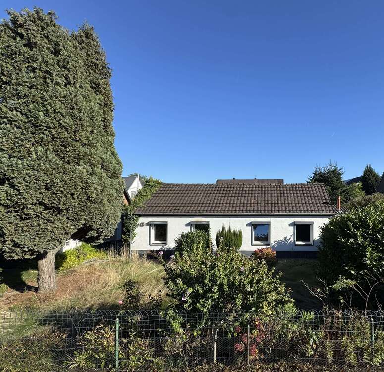 Thumbnail-Grundstück zu verkaufen in Meerbusch 225.000,00 € 450 m²
